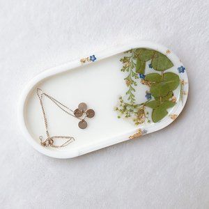 Floral jewelry tray, handmade, pressed florals, 7.5"x3.8"x.6"